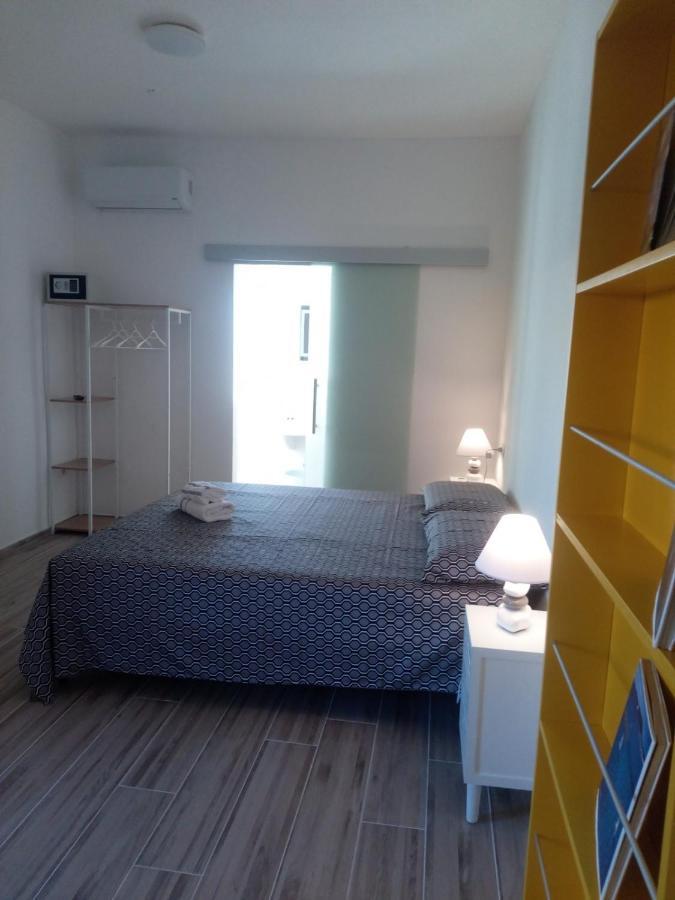Flamingo Guest House- Rooms Olbia Extérieur photo