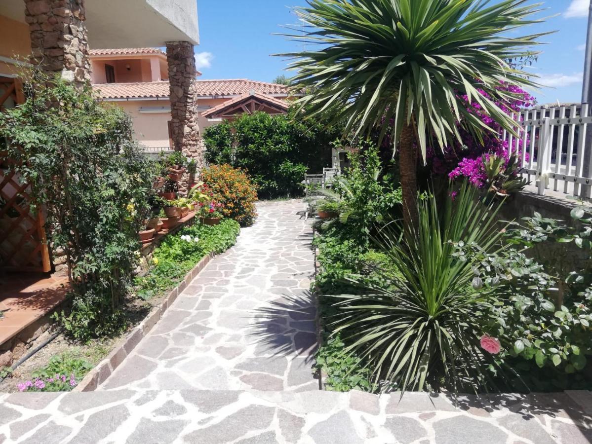 Flamingo Guest House- Rooms Olbia Extérieur photo