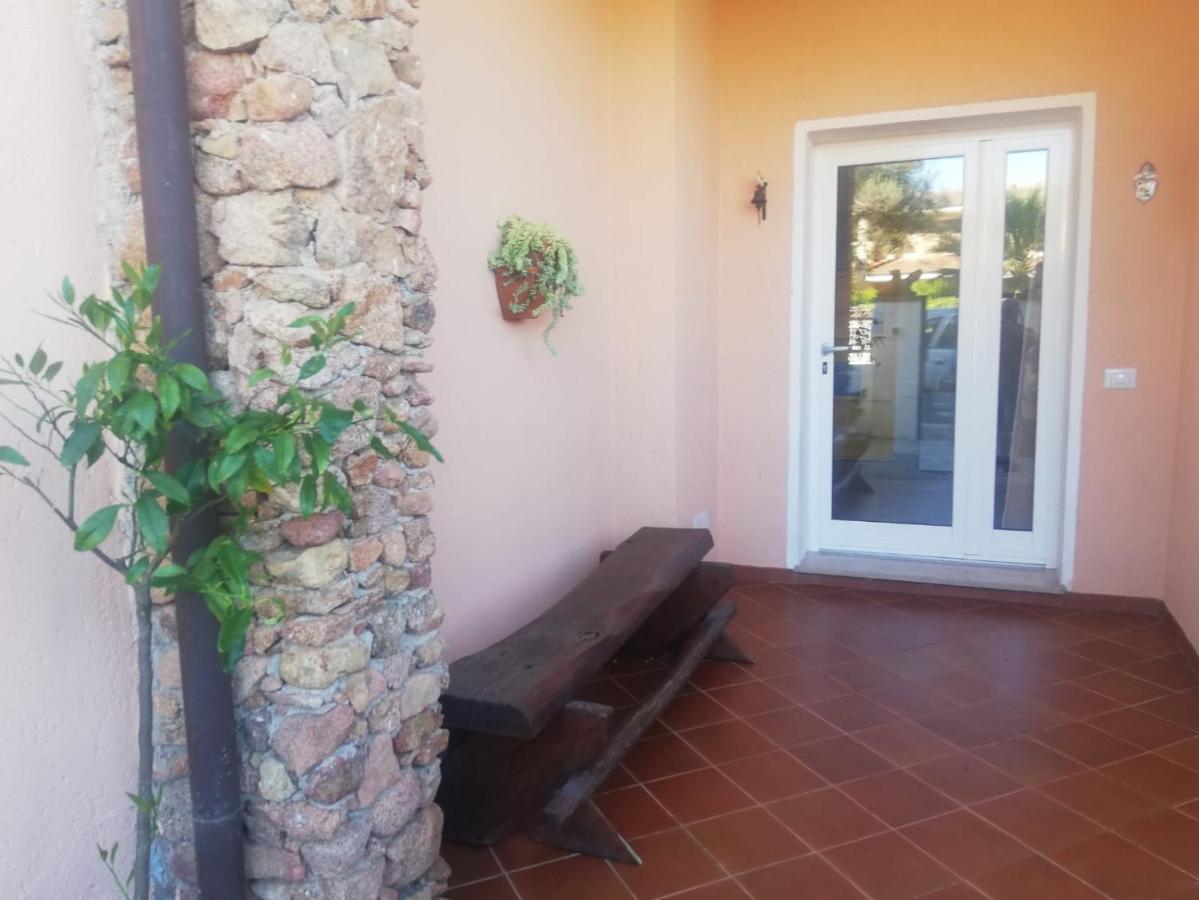 Flamingo Guest House- Rooms Olbia Extérieur photo