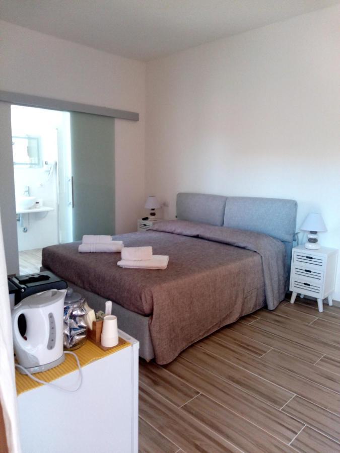 Flamingo Guest House- Rooms Olbia Extérieur photo
