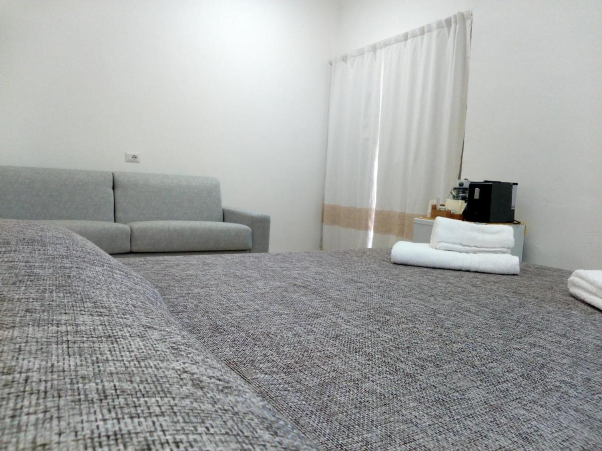 Flamingo Guest House- Rooms Olbia Extérieur photo
